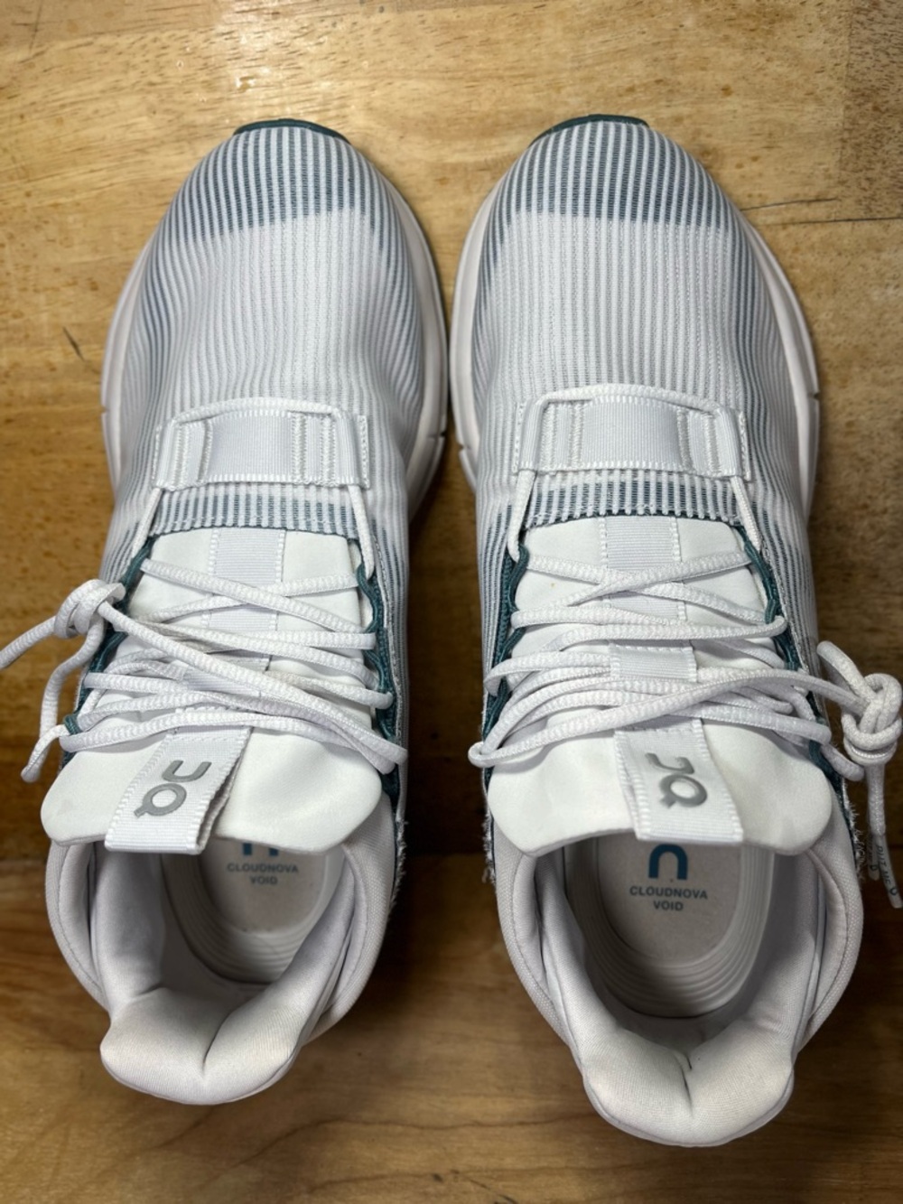 On CloudNova Void REFLECTIVE Womens Size 9 Running Shoes Sneakers Frost Storm - Picture 7 of 12